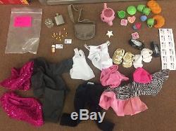 AMY SCHUMER TV COMMERCIAL DOLL Prop Screen Used DOLLS & other items from show