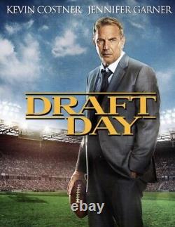 Draft Day Kevin Costner NFL Clevland Kiwamis Club Award Screen Used Movie Prop