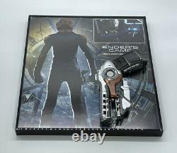 Enders Game Hero Light Up Flash Gun Screen Used Prop With COA And Display