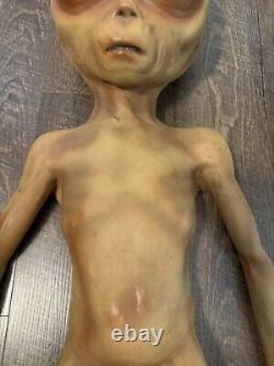 Extremely Rare X-Files Screen Used Alien Prop Lil Mayo Area 51 Life Size Alien