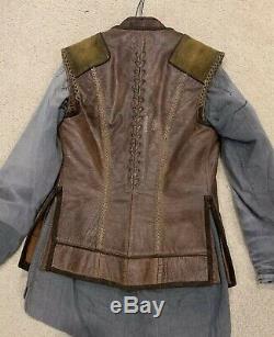 Legend Of The Seeker Richard Cypher Complete Screen Used Movie Prop Costume