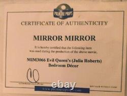 Mirror Mirror' Evil Queen's (Julia Roberts) Crinkles Set Décor Screen Used Prop