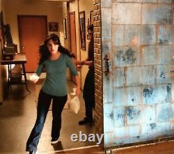 NEW GIRL Jessica Day Background Check Meth Screen Used Prop Zooey Deschanel