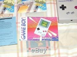 Nintendo Gameboy Original Basic Set Boxed Complete Screen is Mint Looking