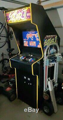 Street Fighters II Arcade Original 1991 Machine Updated with LCD Screen 2