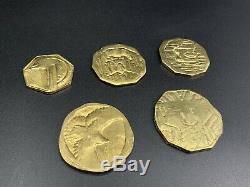 The Hobbit 2012 Screen Used Prop Set Of 5 Metal Treasure Gold Coins With COA