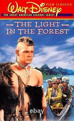 Walt Disney Screen Used British Soldier Costume Light Forest Daniel Boone Rebels