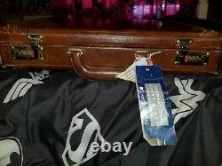 Xena Send In The Clones Suitcase Prop One Of Kind with COA screen used prop